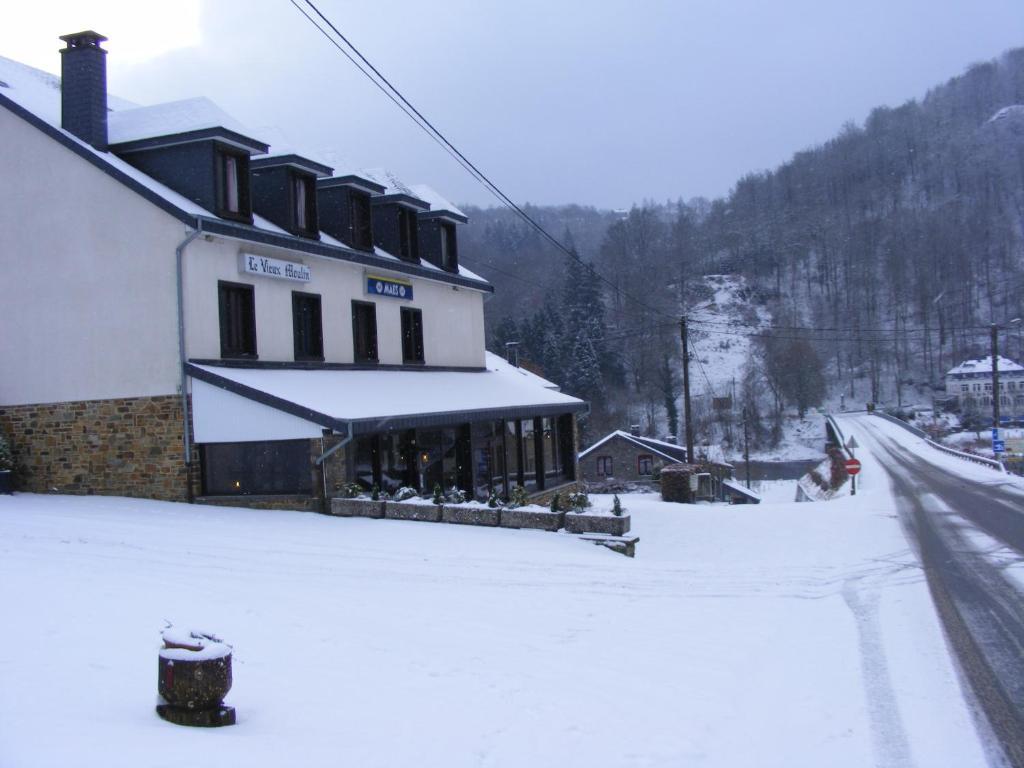 Auberge Le Vieux Moulin Bouillon Eksteriør billede