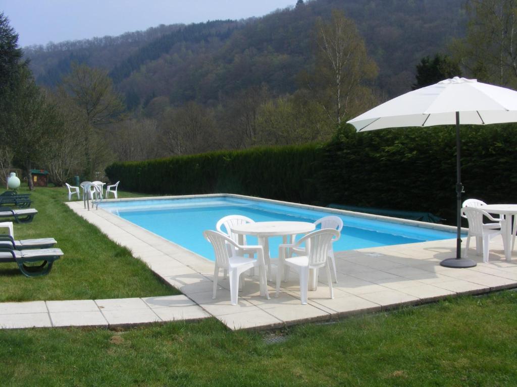 Auberge Le Vieux Moulin Bouillon Eksteriør billede